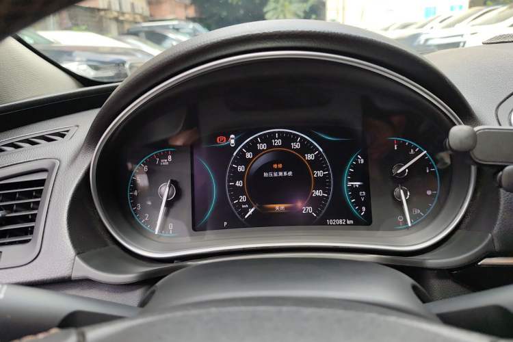 Used Buick Regal 2015 1.6T Elite Tech Model Instrument Cluster