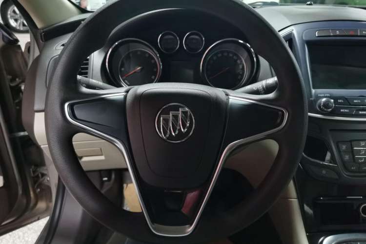 Used Buick Regal 2015 2.0L Leading Fashion Edition Interior 1