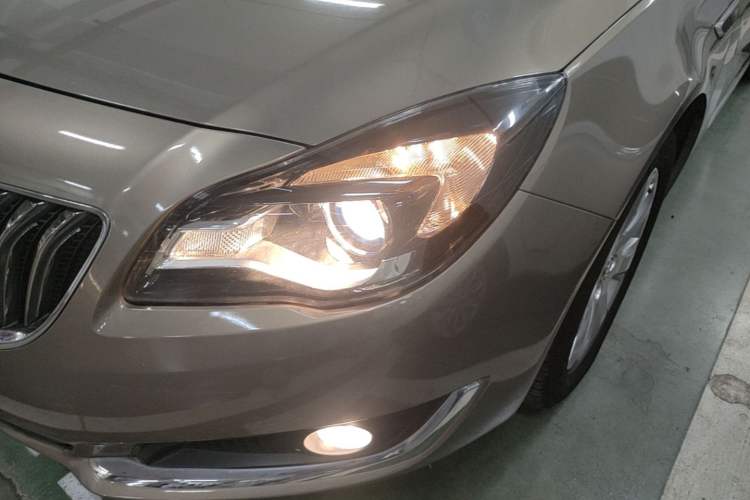 Used Buick Regal 2015 1.6T Elite Tech Model Left Front Headlight