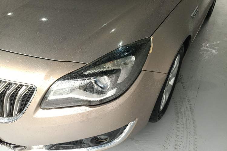 Used Buick Regal 2015 2.0L Elite Fashion Edition Left Front Headlight