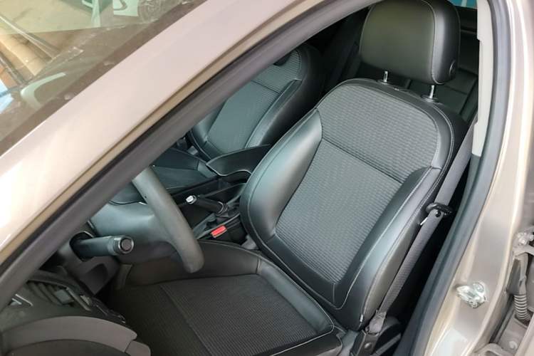 Used Buick Regal 2015 1.6T Leading Technology Model Left Front Seat