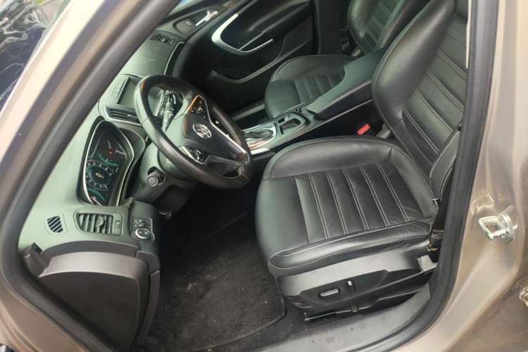Used Buick Regal 2015 1.6T Elite Tech Model Left Front Seat