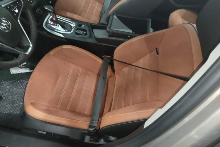Used Buick Regal 2015 1.6T Elite Tech Model Left Front Seat