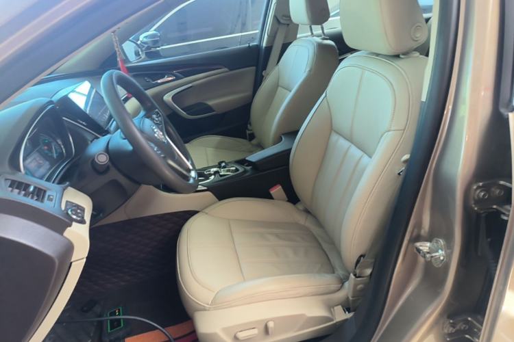 Used Buick Regal 2015 2.0L Elite Fashion Edition Left Front Seat