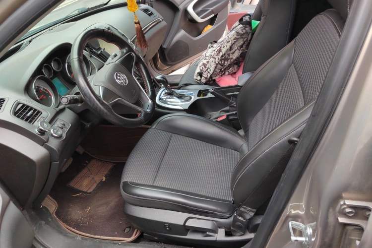 Used Buick Regal 2015 1.6T Leading Technology Model Left Front Seat