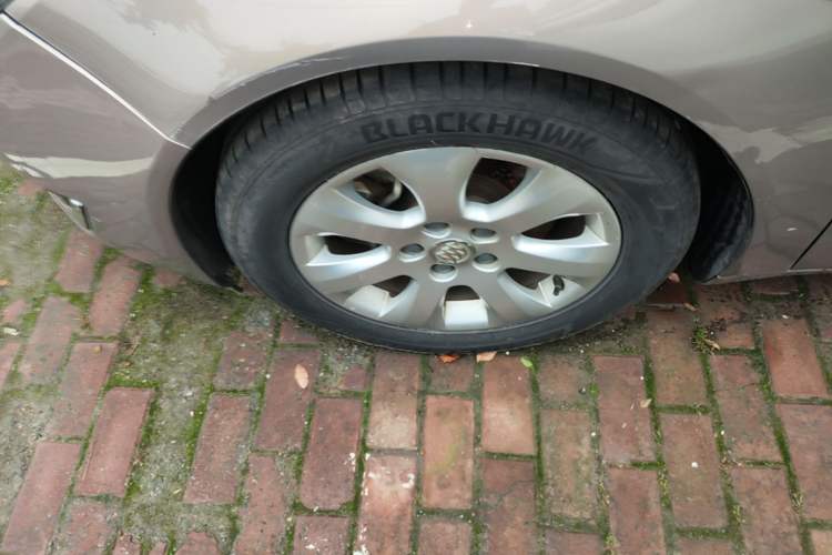 Used Buick Regal 2015 1.6T Elite Tech Model Left Front Wheel Hub
