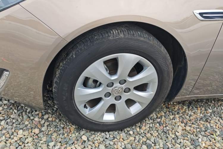 Used Buick Regal 2015 2.0L Leading Fashion Edition Left Front Wheel Hub