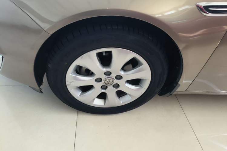 Used Buick Regal 2015 2.0L Elite Fashion Edition Left Front Wheel Hub