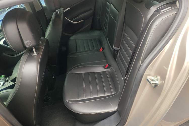 Used Buick Regal 2015 1.6T Elite Tech Model Left Rear Seat
