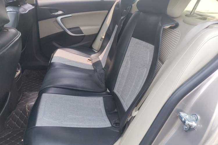 Used Buick Regal 2015 2.0L Leading Fashion Edition Left Rear Seat