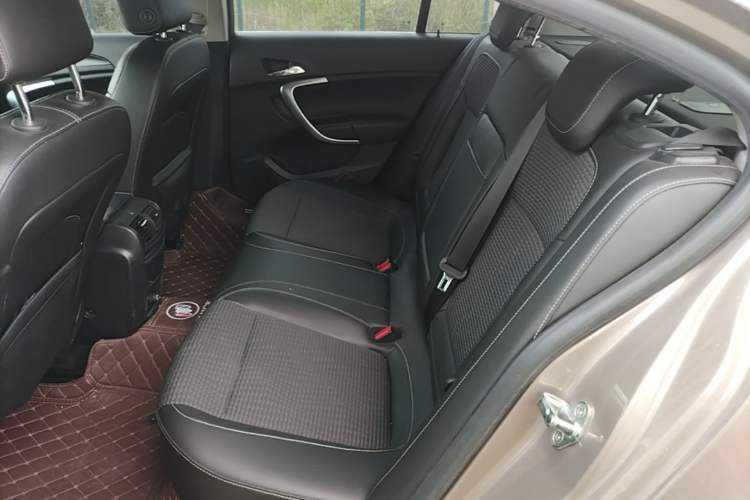 Used Buick Regal 2015 1.6T Leading Technology Model Left Rear Seat