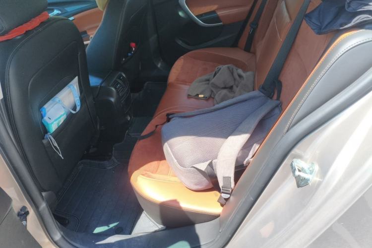 Used Buick Regal 2015 1.6T Elite Tech Model Left Rear Seat