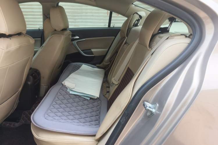 Used Buick Regal 2015 2.0L Leading Fashion Edition Left Rear Seat