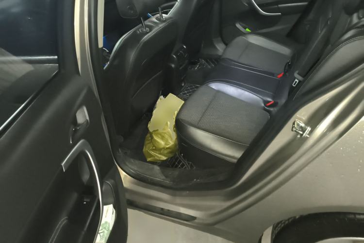 Used Buick Regal 2015 1.6T Leading Technology Model Left Rear Seat
