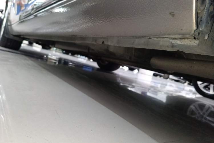 Used Buick Regal 2015 1.6T Elite Tech Model Left Side Sill