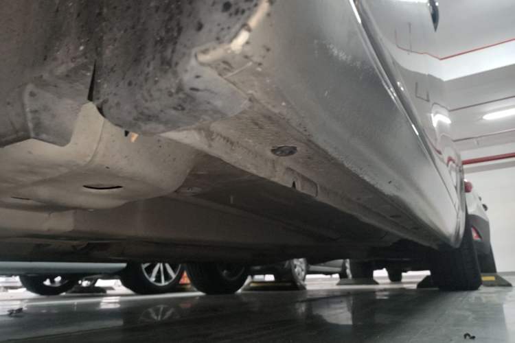 Used Buick Regal 2015 1.6T Elite Tech Model Left Side Sill
