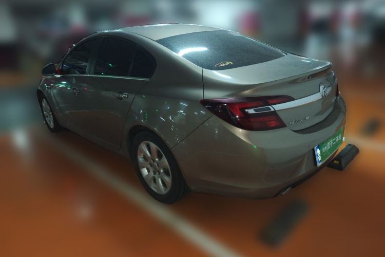 Used Buick Regal 2015 1.6T Leading Technology Model Rear Left 45 Deg