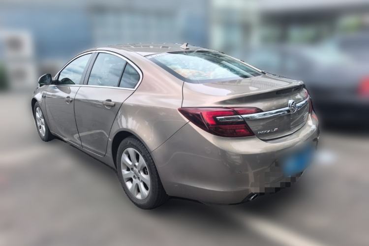 Used Buick Regal 2015 1.6T Leading Technology Model Rear Left 45 Deg