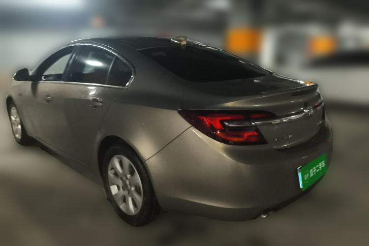 Used Buick Regal 2015 1.6T Leading Technology Model Rear Left 45 Deg