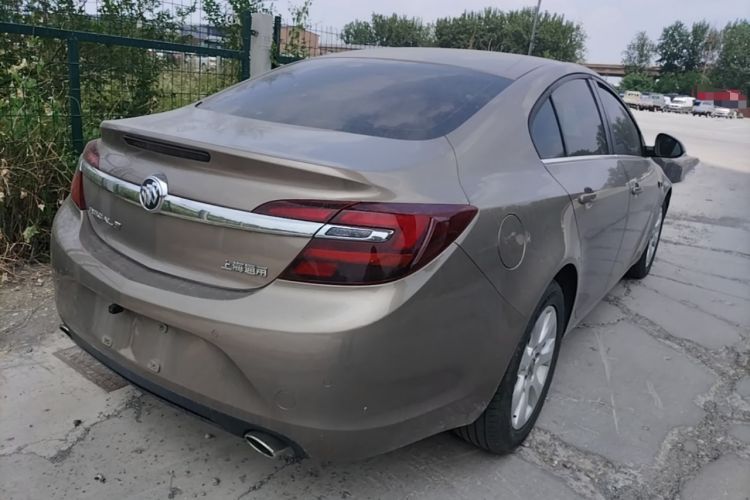 Used Buick Regal 2015 1.6T Leading Technology Model Rear Right 45 Deg