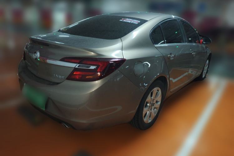 Used Buick Regal 2015 1.6T Leading Technology Model Rear Right 45 Deg