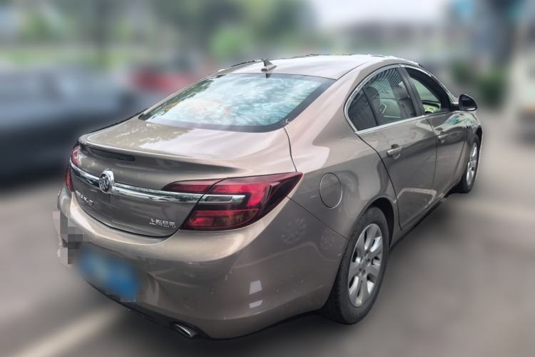 Used Buick Regal 2015 1.6T Leading Technology Model Rear Right 45 Deg