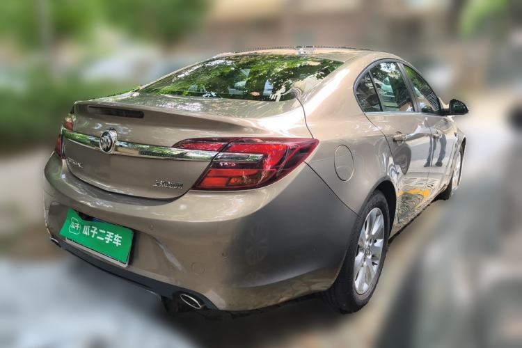 Used Buick Regal 2015 2.0L Leading Fashion Edition Rear Right 45 Deg