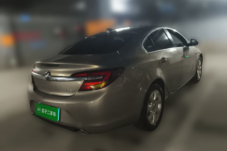 Used Buick Regal 2015 1.6T Leading Technology Model Rear Right 45 Deg
