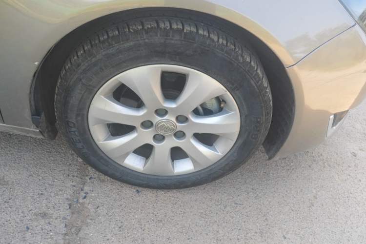 Used Buick Regal 2015 1.6T Leading Technology Model Right Front Wheel Hub