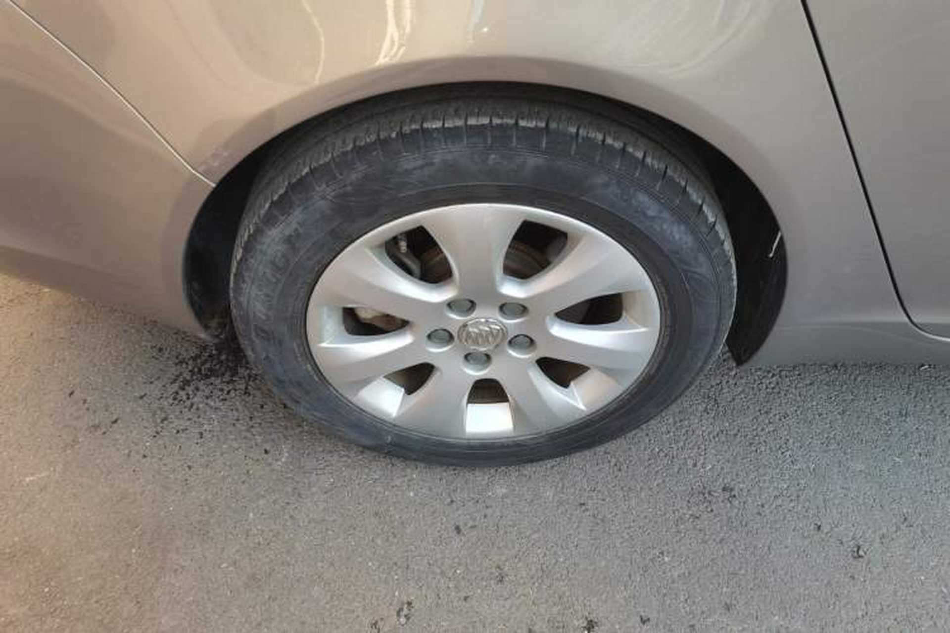 Used Buick Regal 2015 1.6T Elite Tech Model Right Rear Wheel Hub