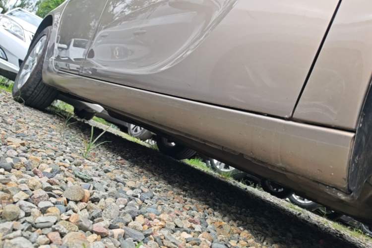 Used Buick Regal 2015 2.0L Leading Fashion Edition Right Side Sill