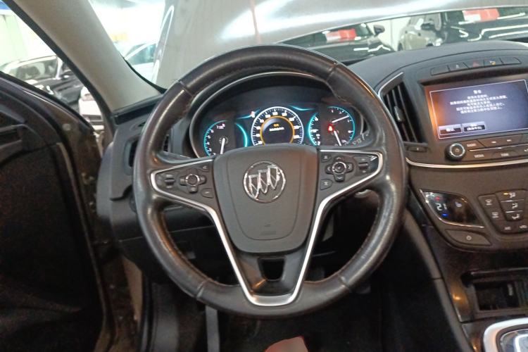 Used Buick Regal 2015 1.6T Elite Tech Model Steering Wheel