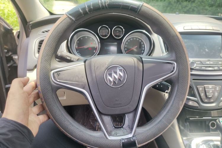 Used Buick Regal 2015 2.0L Leading Fashion Edition Steering Wheel