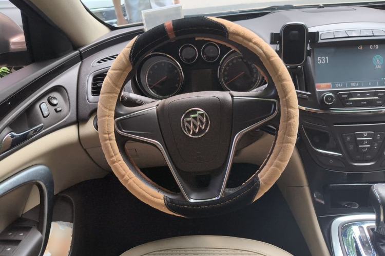 Used Buick Regal 2015 2.0L Leading Fashion Edition Steering Wheel