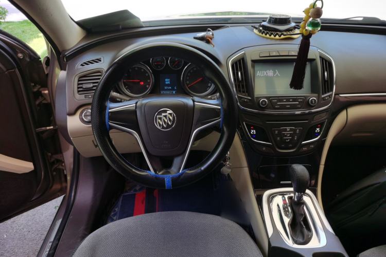 Used Buick Regal 2015 2.0L Leading Fashion Edition Steering Wheel