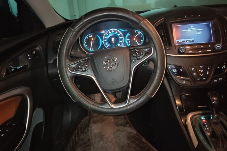Used Buick Regal 2015 1.6T Elite Tech Model Steering Wheel