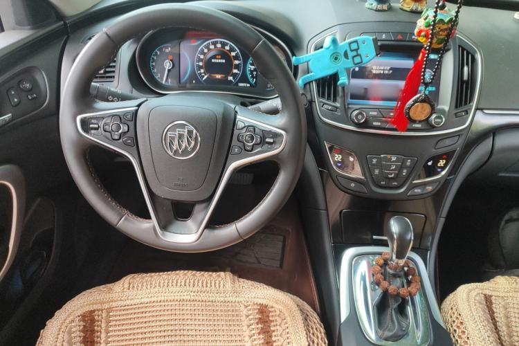 Used Buick Regal 2015 1.6T Elite Tech Model Steering Wheel