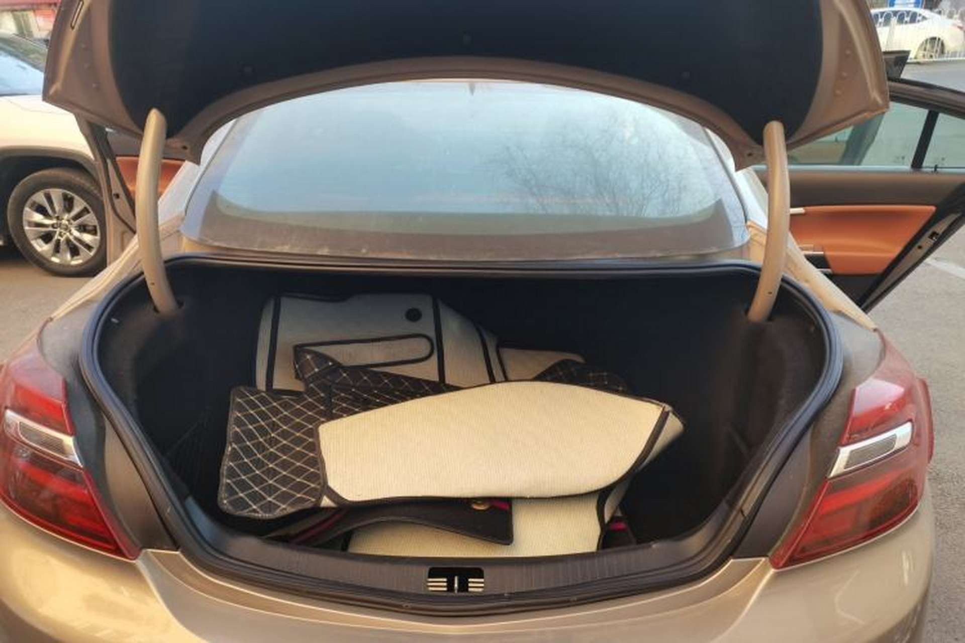Used Buick Regal 2015 1.6T Elite Tech Model Trunk