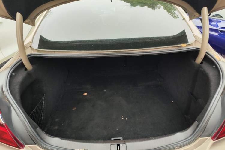 Used Buick Regal 2015 1.6T Elite Tech Model Trunk