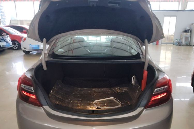Used Buick Regal 2015 1.6T Leading Technology Model Trunk