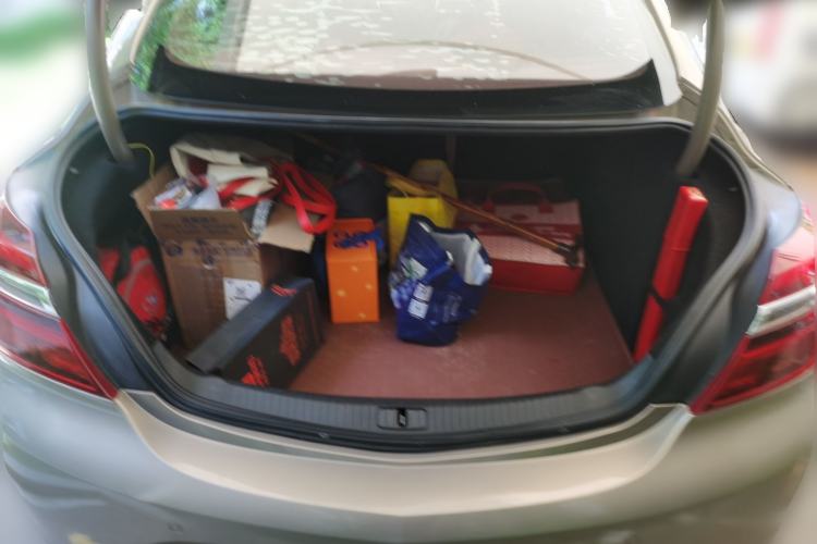 Used Buick Regal 2015 2.0L Leading Fashion Edition Trunk
