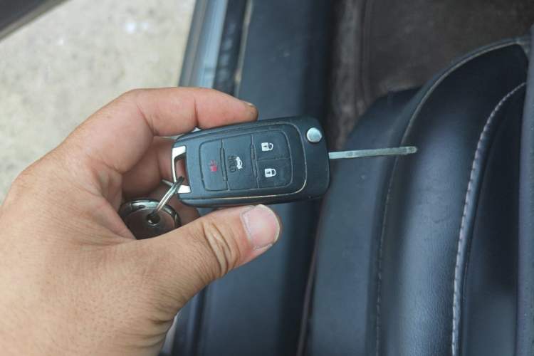 Used Buick Regal 2015 1.6T Leading Technology Model Vehicle Key