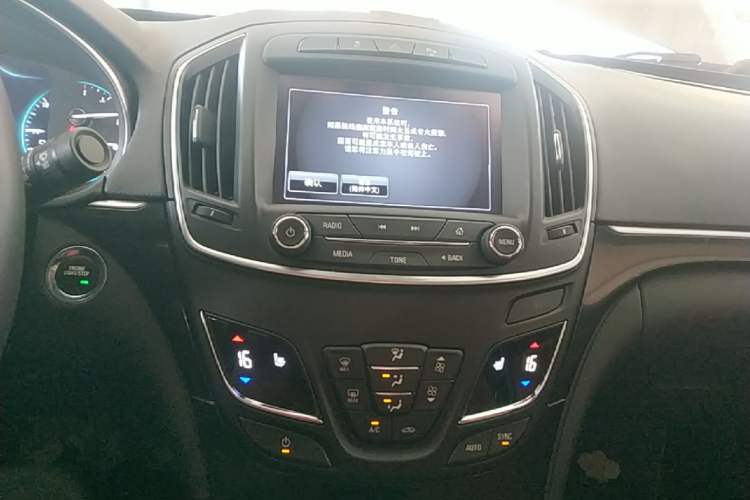 Used Buick Regal 2015 1.6T Elite Tech Model Audio And AC Panel