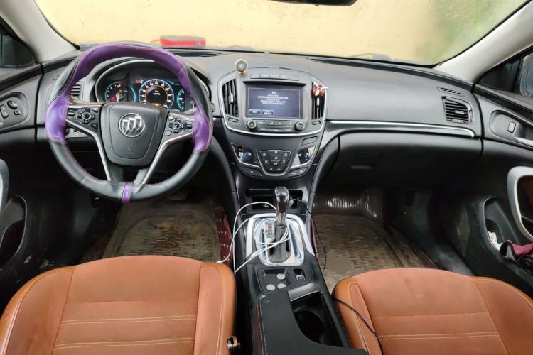 Used Buick Regal 2015 1.6T Elite Tech Model Center Console