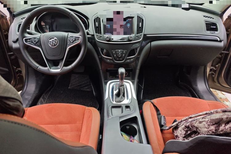 Used Buick Regal 2015 1.6T Elite Tech Model Center Console