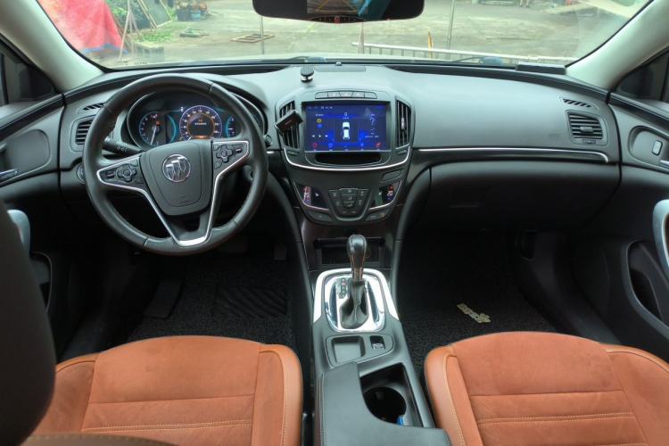 Used Buick Regal 2015 1.6T Elite Tech Model Center Console