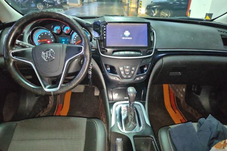 Used Buick Regal 2015 1.6T Leading Technology Model Center Console