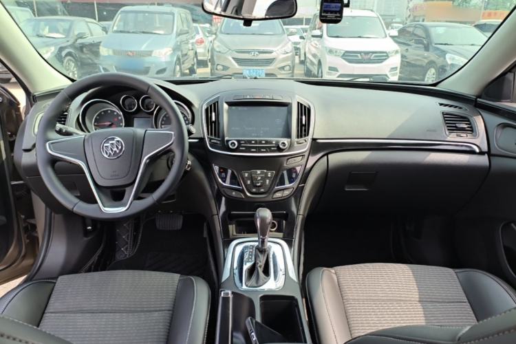 Used Buick Regal 2015 1.6T Leading Technology Model Center Console