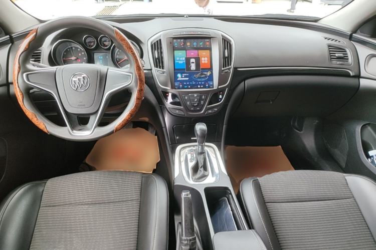 Used Buick Regal 2015 1.6T Leading Technology Model Center Console