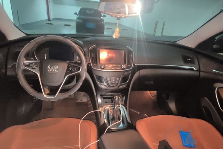 Used Buick Regal 2015 1.6T Elite Tech Model Center Console